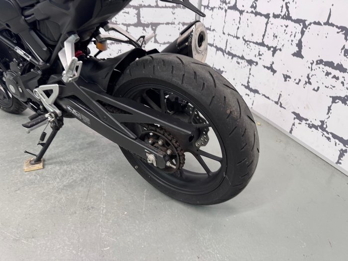 2018 Honda CB300R (CB300RA) CB300 Black