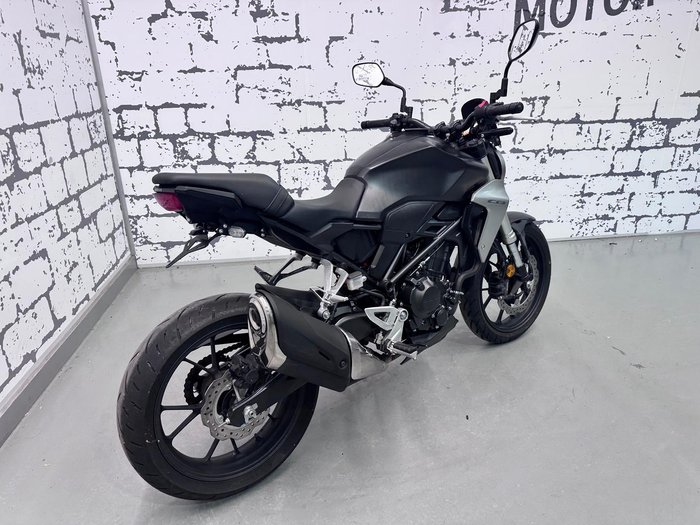 2018 Honda CB300R (CB300RA) CB300 Black