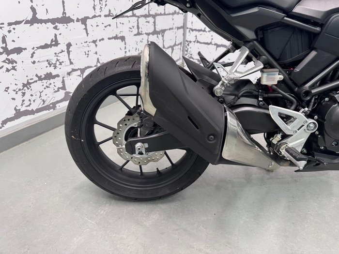 2018 Honda CB300R (CB300RA) CB300 Black