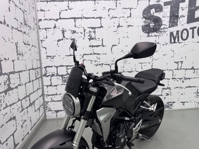 2018 Honda CB300R (CB300RA) CB300 Black