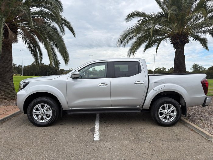 2025 Nissan Navara ST