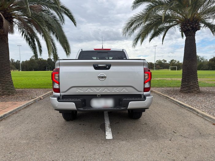 2025 Nissan Navara ST