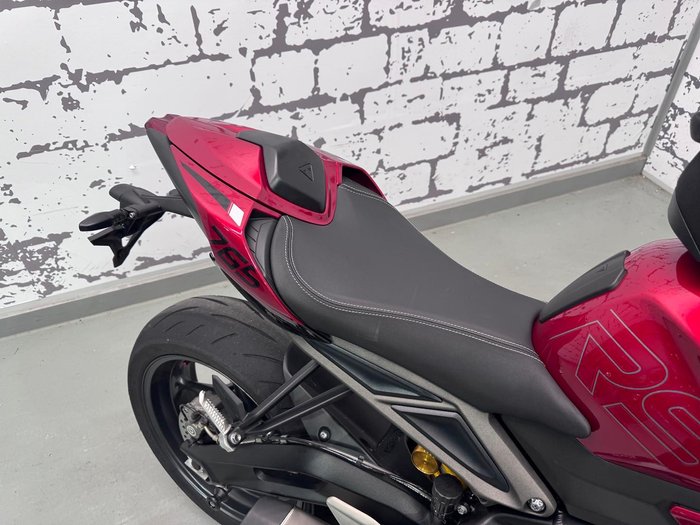 2025 Triumph Street Triple RS Street Triple Red