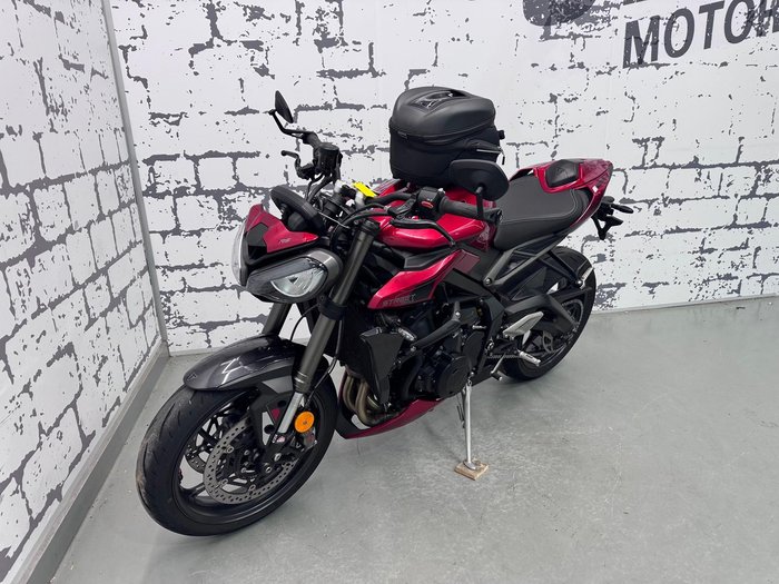 2025 Triumph Street Triple RS Street Triple Red