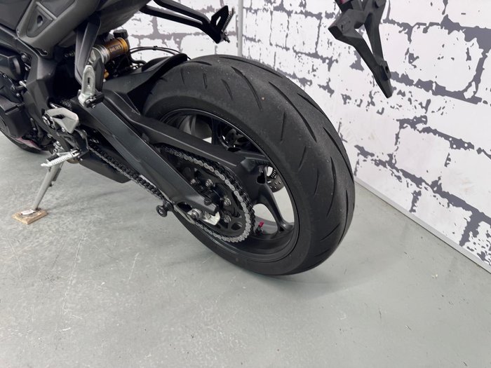 2025 Triumph Street Triple RS Street Triple Red