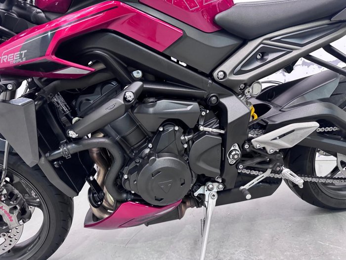 2025 Triumph Street Triple RS Street Triple Red
