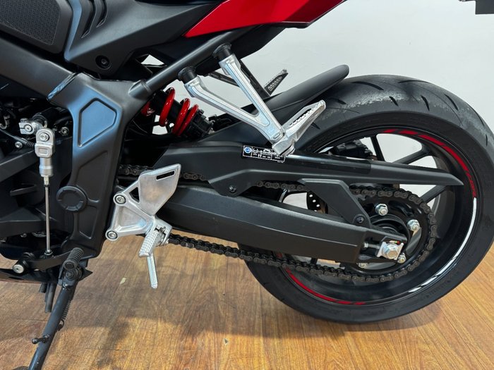 2023 Honda CBR650R RED