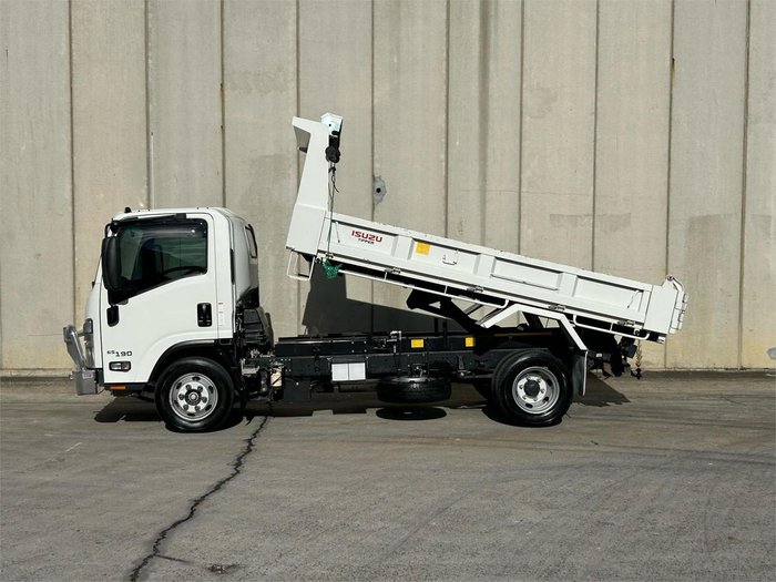 2022 Isuzu N Series NPR 65/45-190 Tipper
