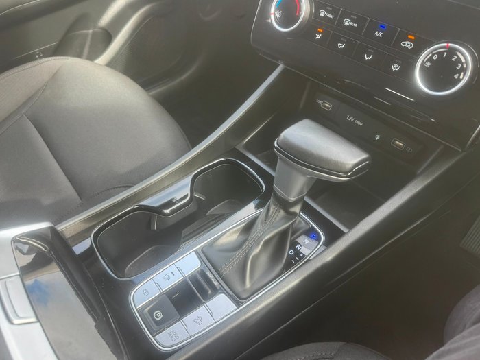 2023 Hyundai Tucson (No Badge)