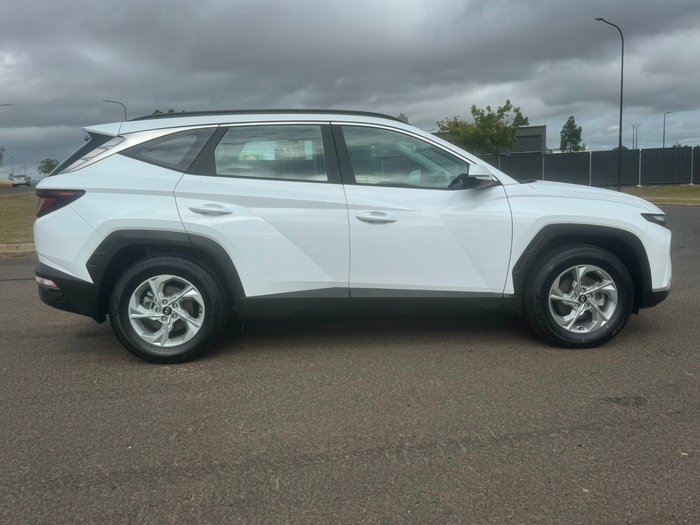 2023 Hyundai Tucson (No Badge)