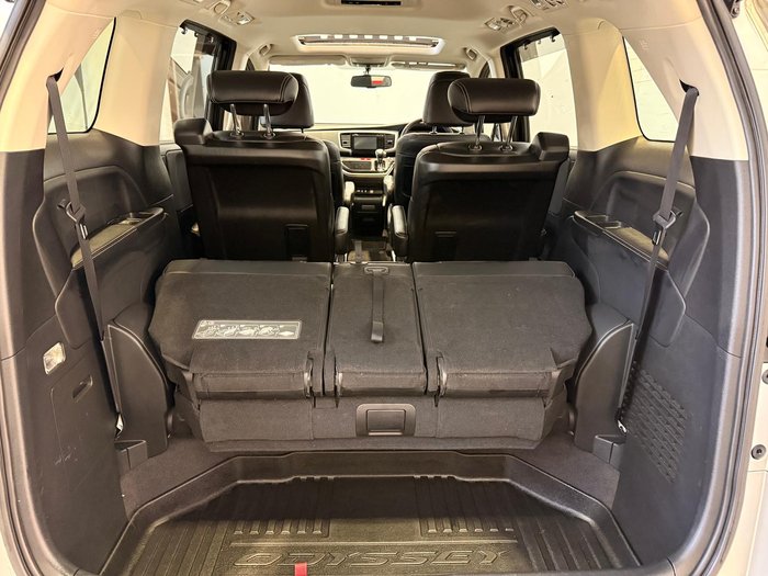 2015 Honda Odyssey VTi-L