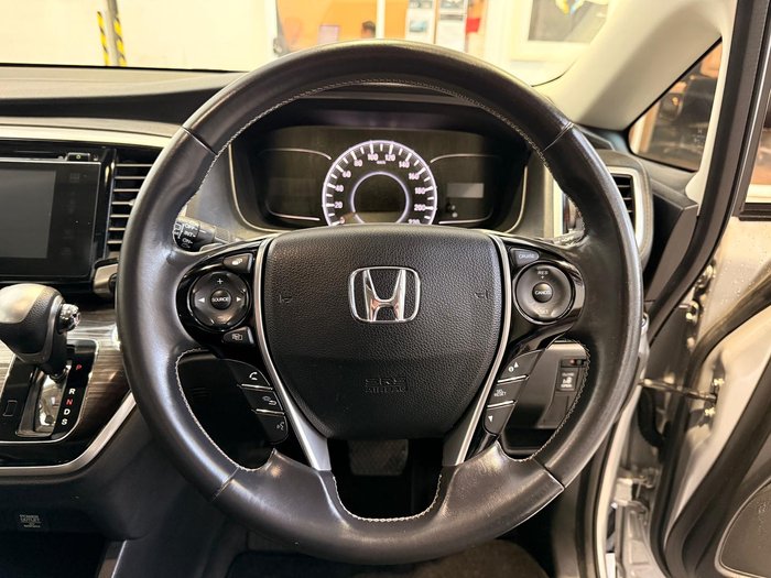 2015 Honda Odyssey VTi-L