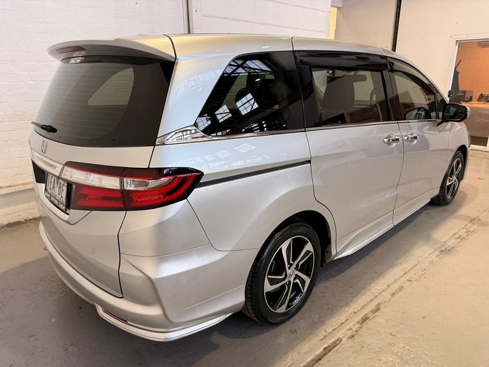 2015 Honda Odyssey VTi-L