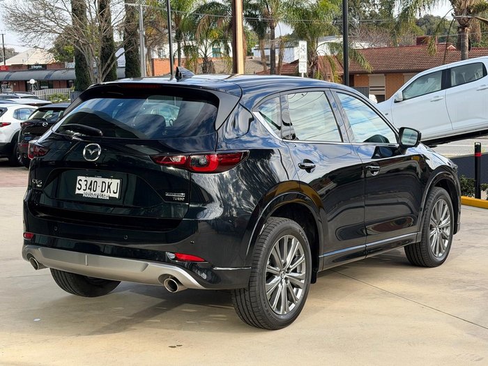 2025 Mazda CX-5 G35 Akera