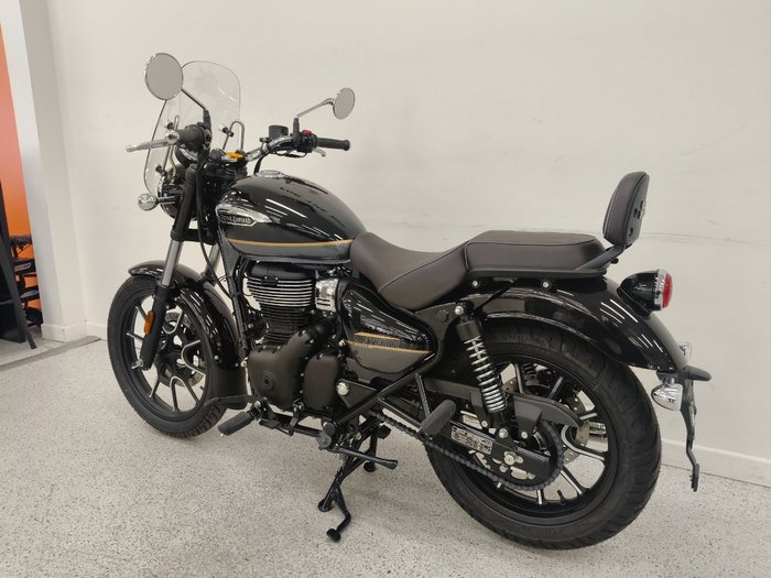 2026 Royal Enfield METEOR 350 SUPERNOVA Black