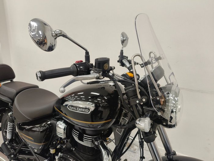 2026 Royal Enfield METEOR 350 SUPERNOVA Black