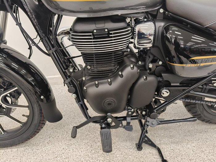 2026 Royal Enfield METEOR 350 SUPERNOVA Black