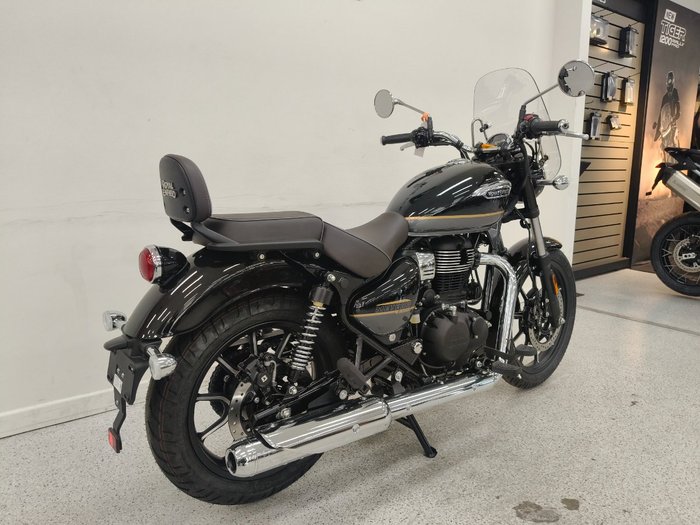2026 Royal Enfield METEOR 350 SUPERNOVA Black