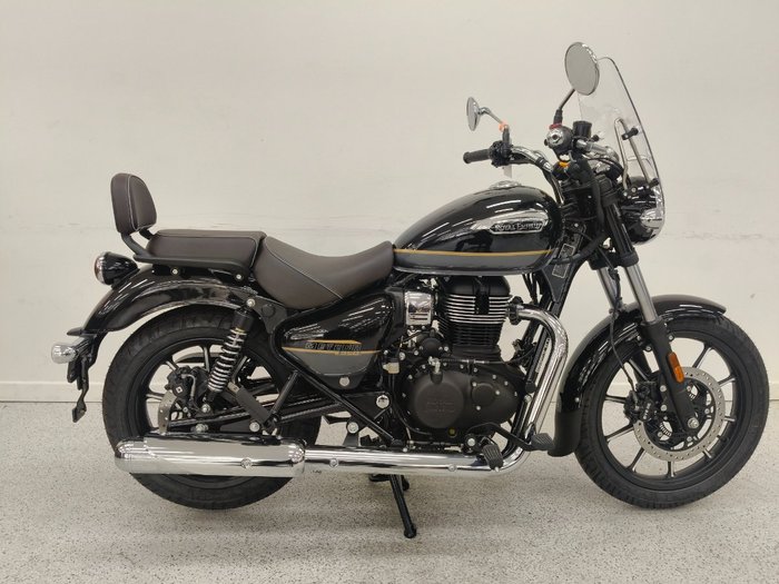 2026 Royal Enfield METEOR 350 SUPERNOVA Black