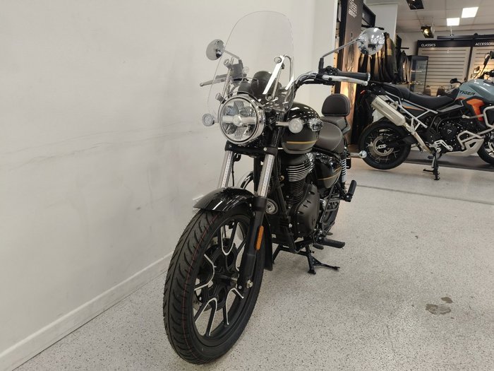 2026 Royal Enfield METEOR 350 SUPERNOVA Black