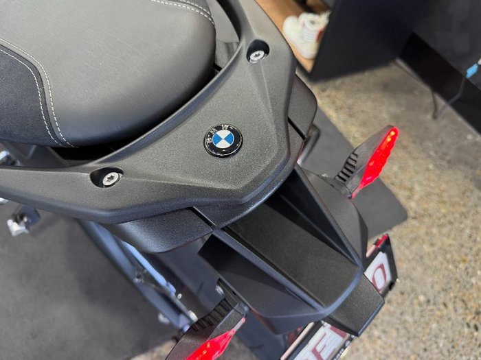 2024 BMW Motorrad M 1000 XR COMPETITION BLACK STORM METALLIC M SPORT