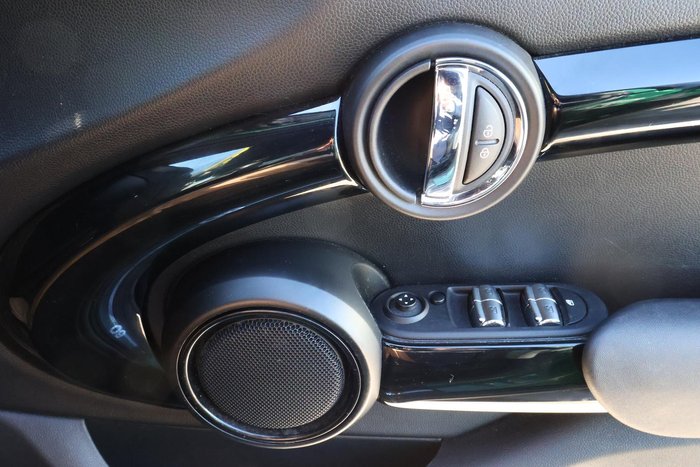 2019 MINI Hatch Cooper