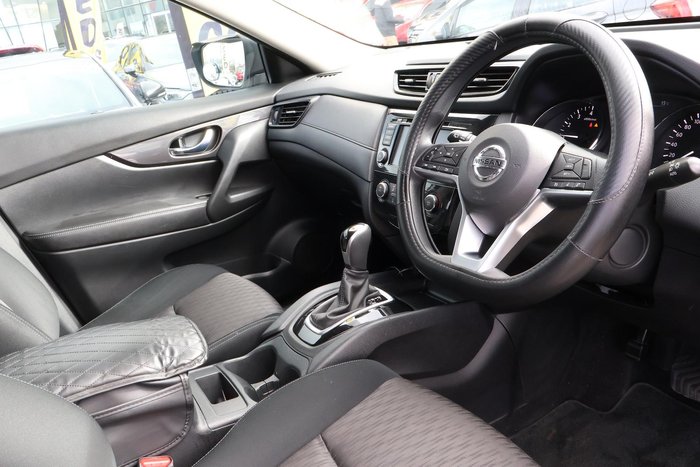 2021 Nissan X-TRAIL ST
