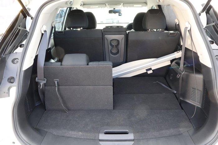 2021 Nissan X-TRAIL ST
