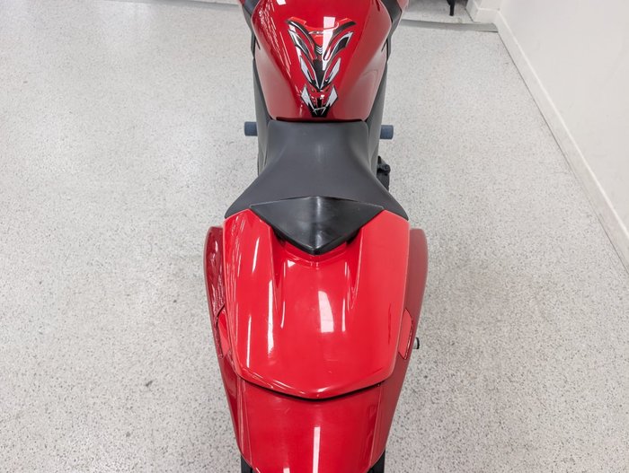 Honda 2013 HONDA CB500F Red
