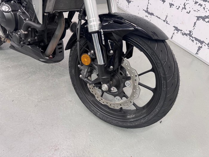 2019 Honda CB300R (CB300RA) CB300 Black