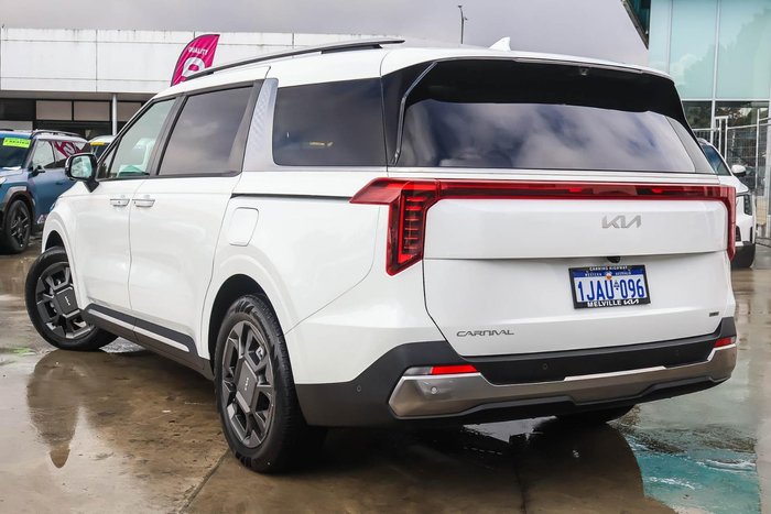 2025 Kia Carnival GT-Line HEV