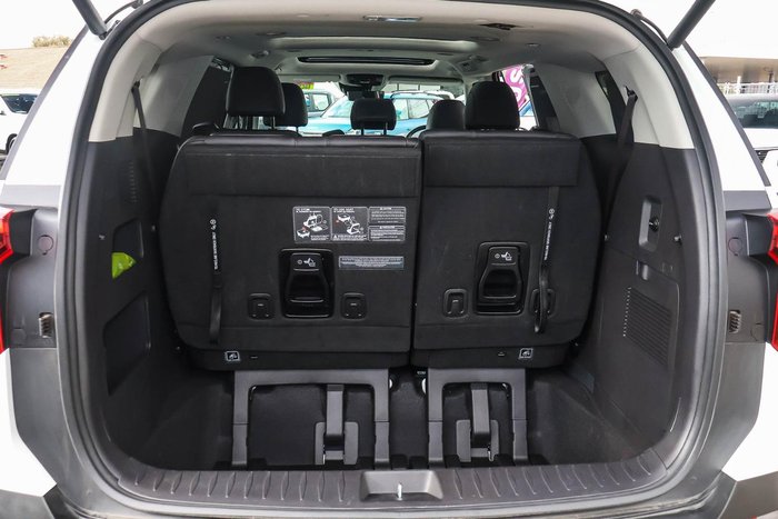 2025 Kia Carnival GT-Line HEV