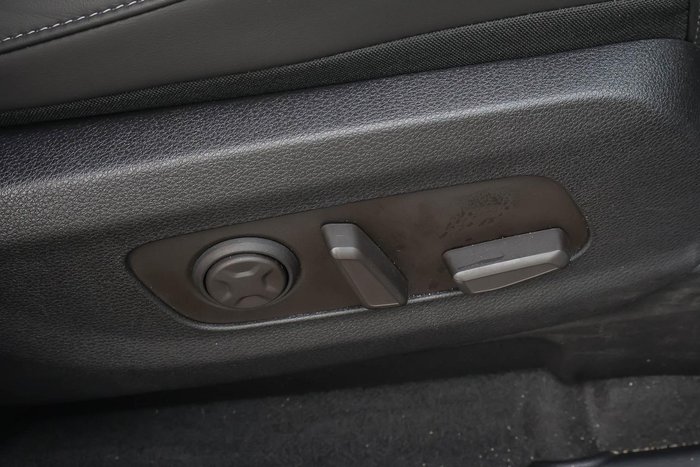 2025 Kia Carnival GT-Line HEV