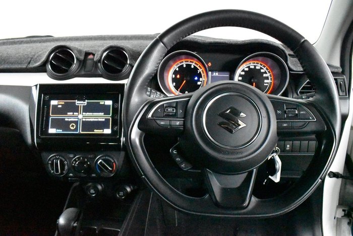 2018 Suzuki Swift GL Navigator
