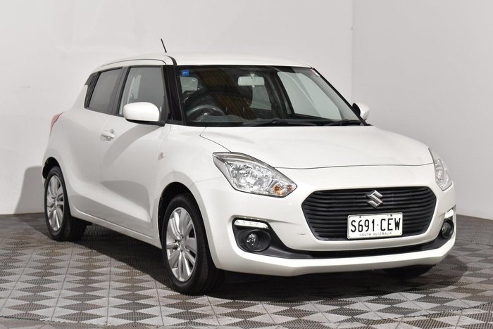 2018 Suzuki Swift GL Navigator