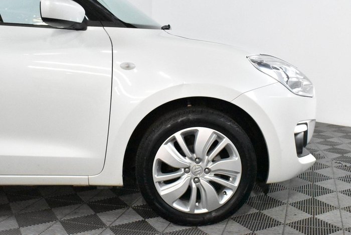 2018 Suzuki Swift GL Navigator