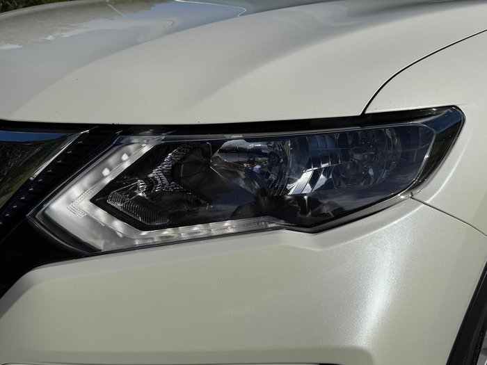 2022 Nissan X-TRAIL ST