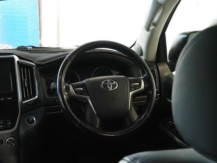 2019 Toyota Landcruiser VX
