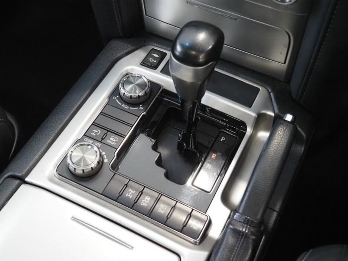 2019 Toyota Landcruiser VX
