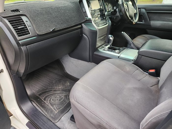 2017 Toyota Landcruiser GXL