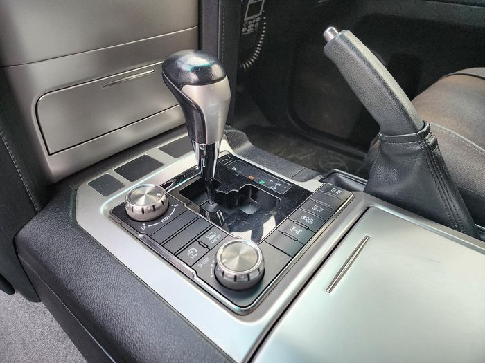2017 Toyota Landcruiser GXL