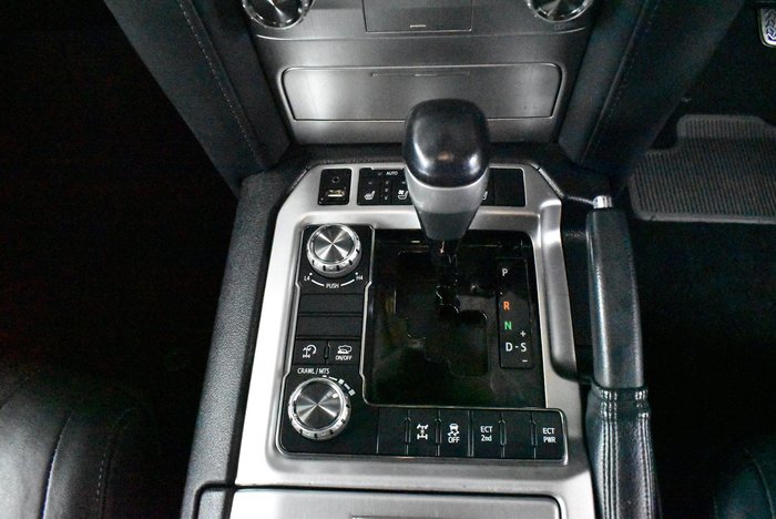 2020 Toyota Landcruiser Sahara