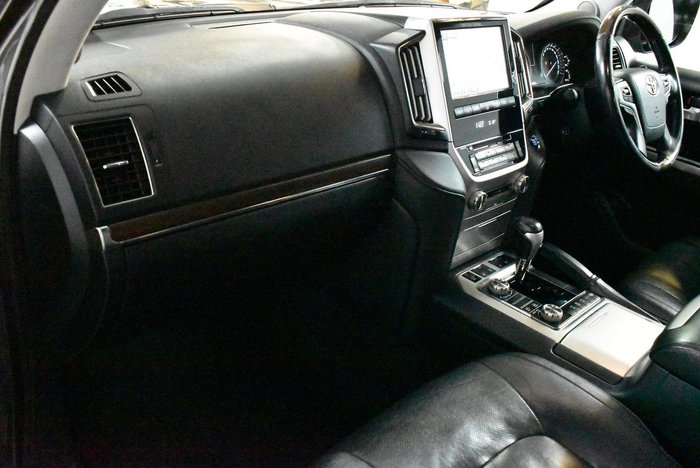 2020 Toyota Landcruiser Sahara