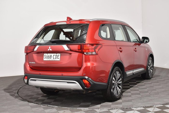 2018 Mitsubishi Outlander ES ADAS