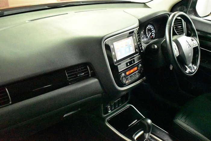 2018 Mitsubishi Outlander ES ADAS