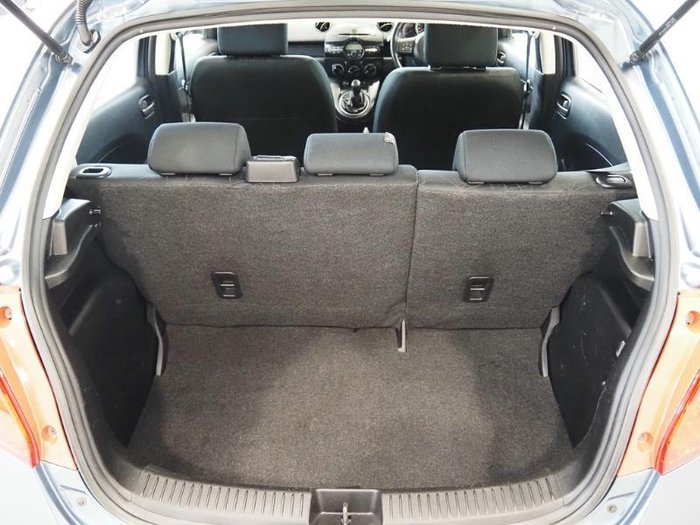 2014 Mazda 2 Neo Sport