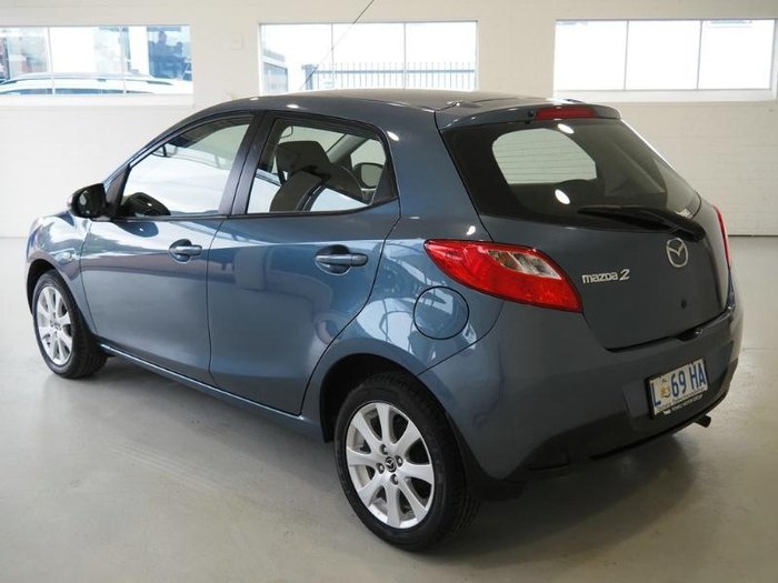 2014 Mazda 2 Neo Sport