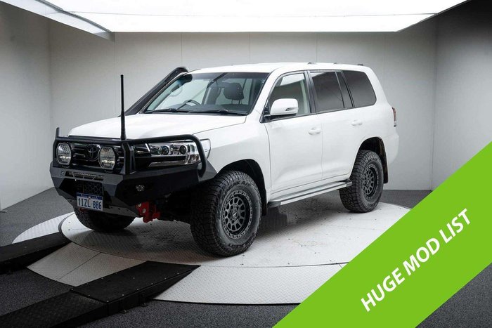2020 Toyota Landcruiser