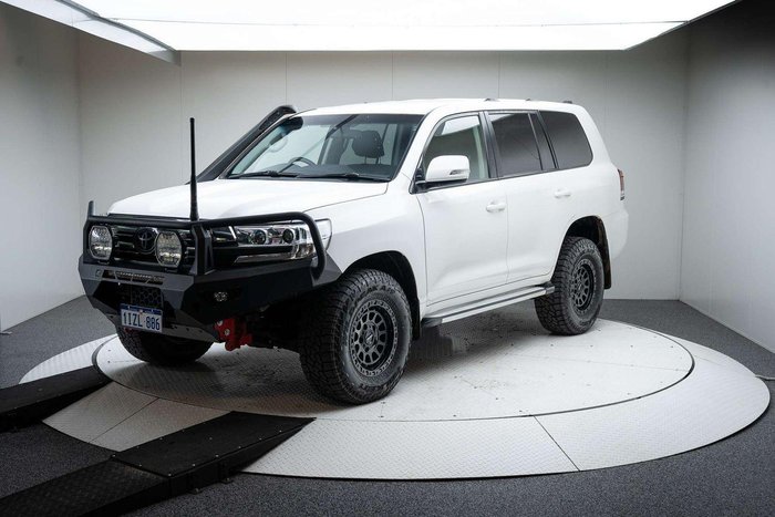 2020 Toyota Landcruiser
