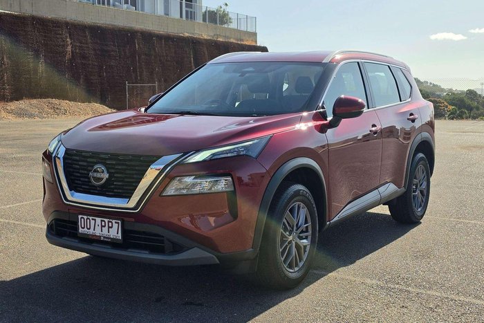 2025 Nissan X-TRAIL ST